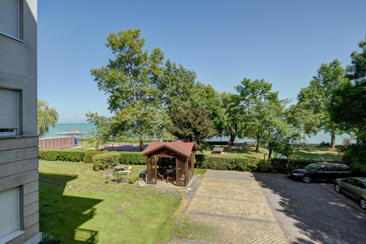 Bella Golden Beach Siófok Exterior foto